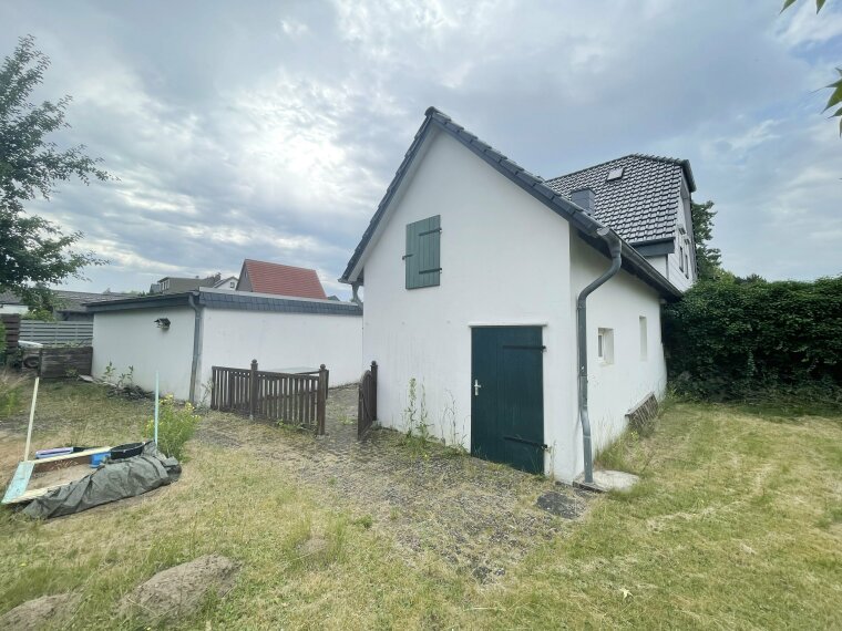 Schuppen und Garten