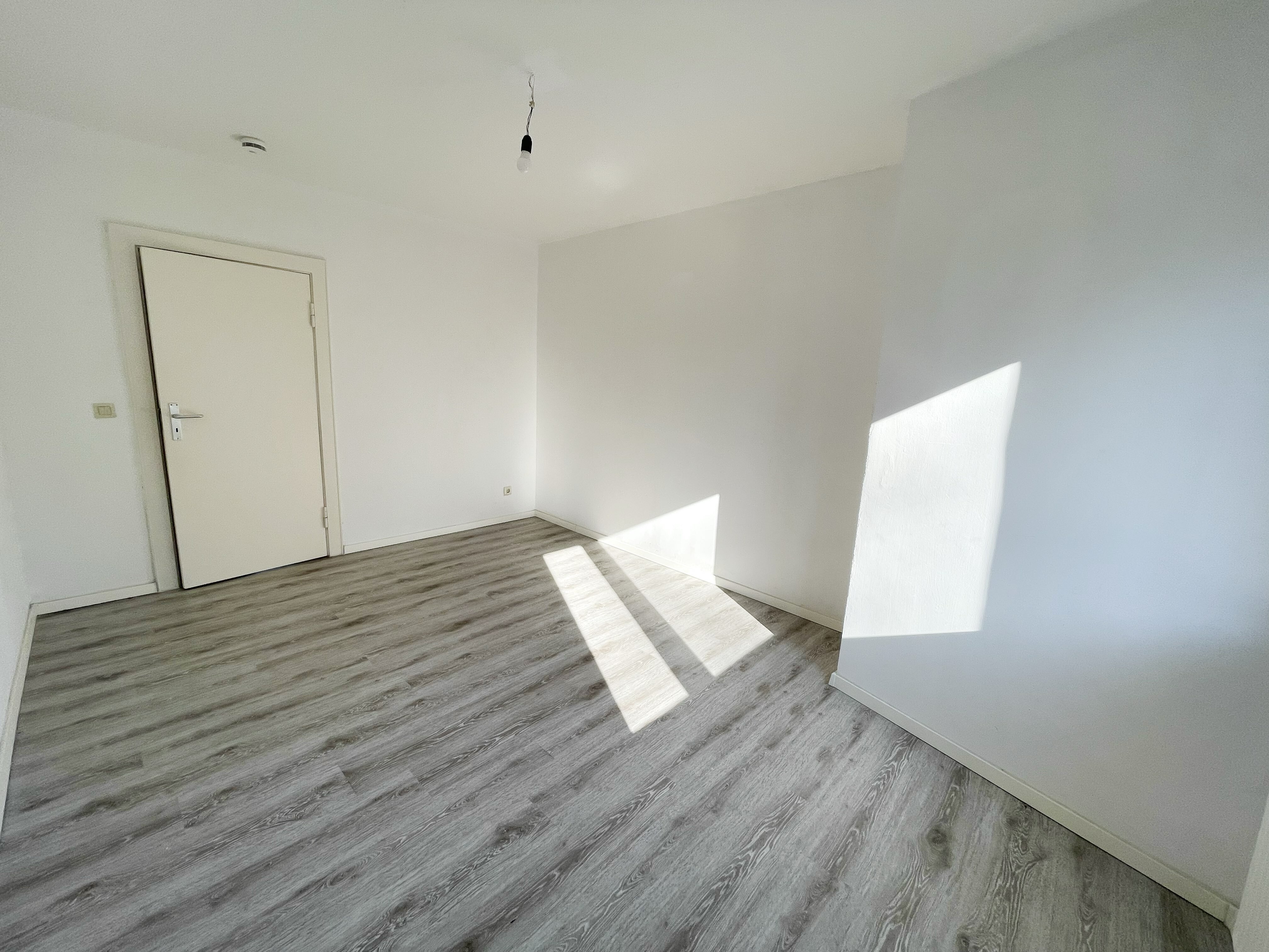 Preisreduzierung! Helle 3-Zimmer-Wohnung im Westlichen Ringgebiet!