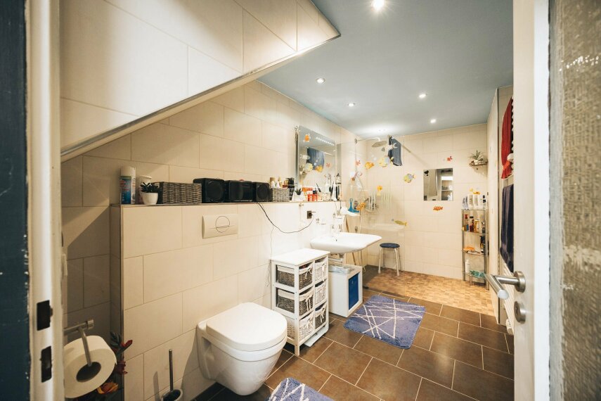 Badezimmer Wohnung 1