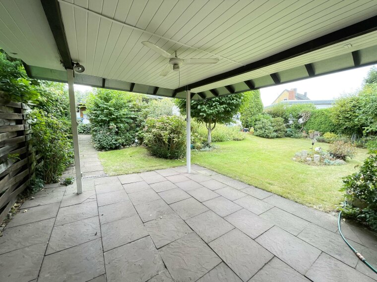 Überdachte Terrasse