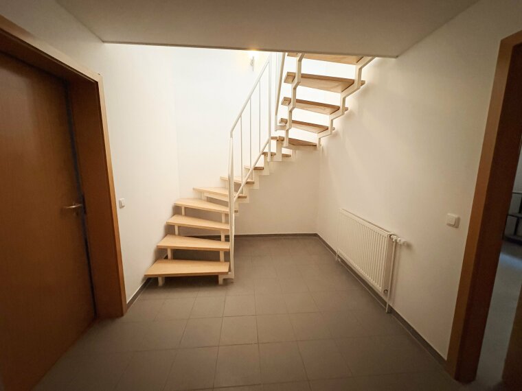 Flur / Treppe Keller