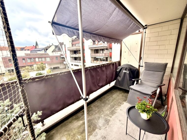 Helle, weite Balkonaussicht