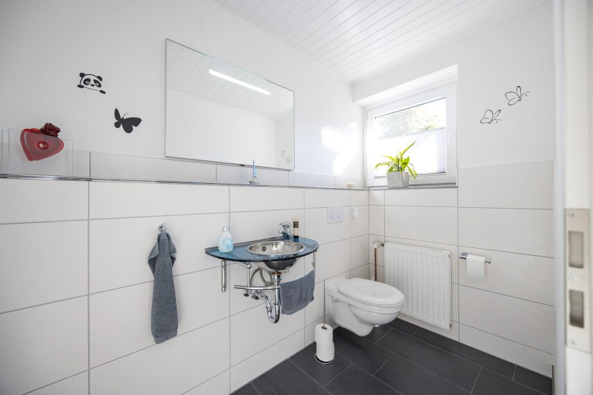 Gäste-WC EG